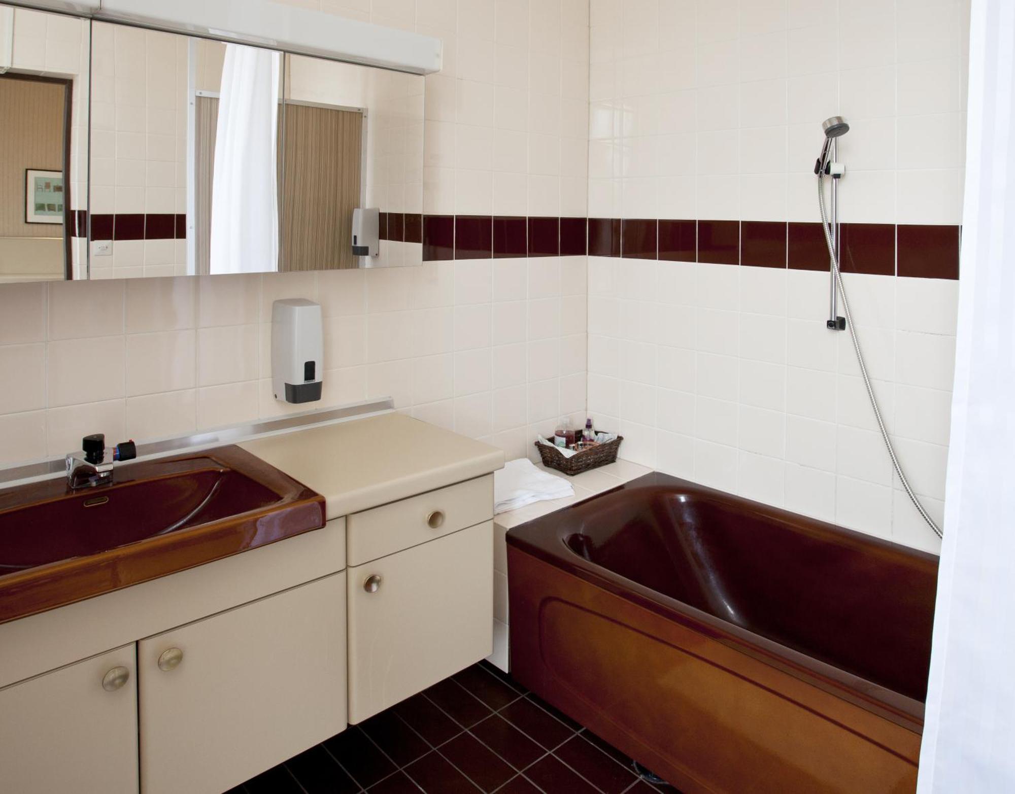 Hotelli-Ravintola Maentaen Klubi Mantta Bagian luar foto